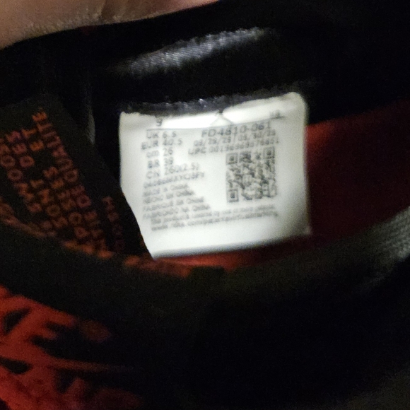 JORDAN 1 RETRO HIGH OG SATIN BRED (WOMEN'S) - Picture 6 of 6